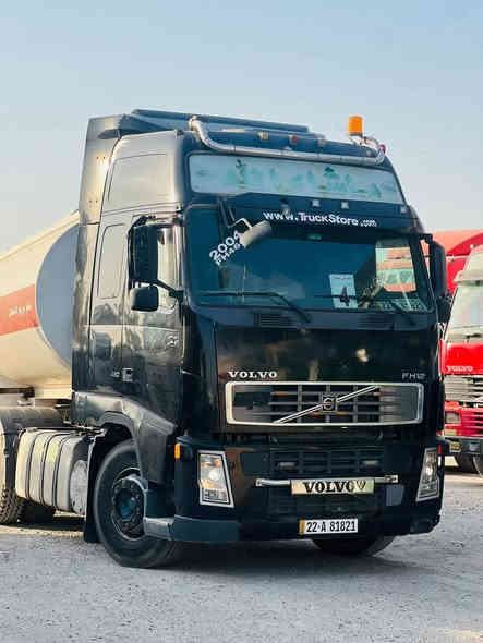 یااللە سلاموعلیک ڤالڤو
2004گیرعادی
سەیارەکە هەموو گیانی تازەیە 
توناج جیبیئیس تازەیە
رەقەمی تازە 
شانسی تازە
هیچی ناقس نیە
سعر:260وەرقە و مجال
رەقەم موبایل:***********
