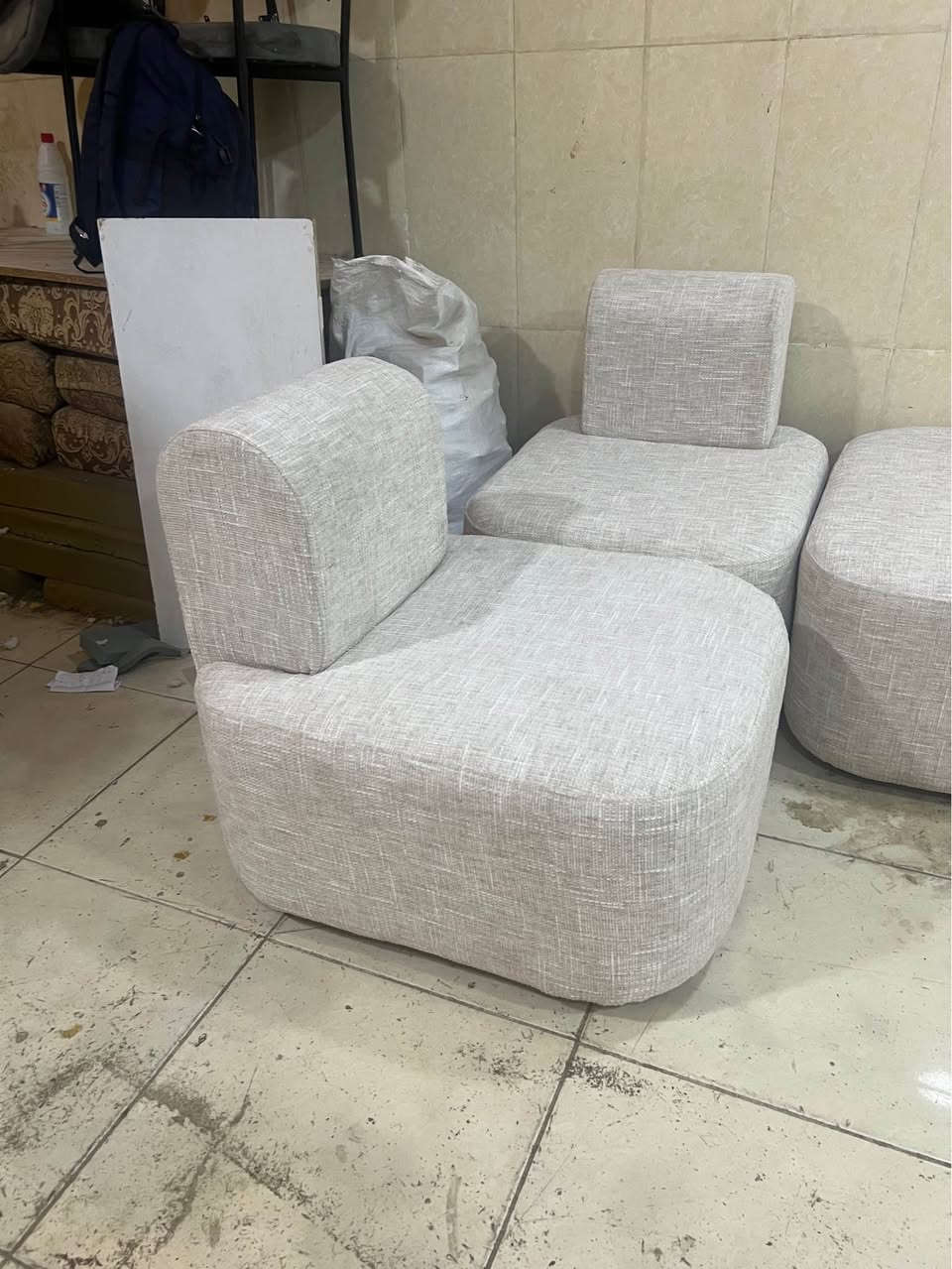 تاخم L حازر بۆ فرۆشتن و ٢ کورسی لەگەلە تازە دروستکراوە قوماشی دەرەجە یەک اسفنجی ١٥سم سۆفت*********** أربيل, العراق
