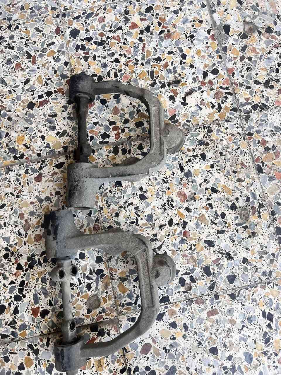 طبلات الااعلا نيسان يورفان ناصيه للبيع
هاتف متواجد وتساب ***********
