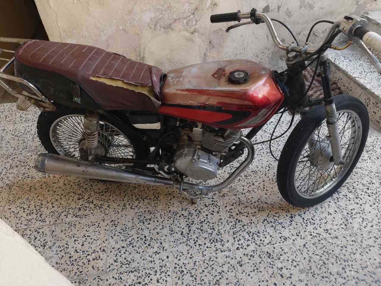للبيع ايراني , اربع 9999 مال روحه وجيه موصل الايمن السعر 225 وبي مجال ***********
***********
