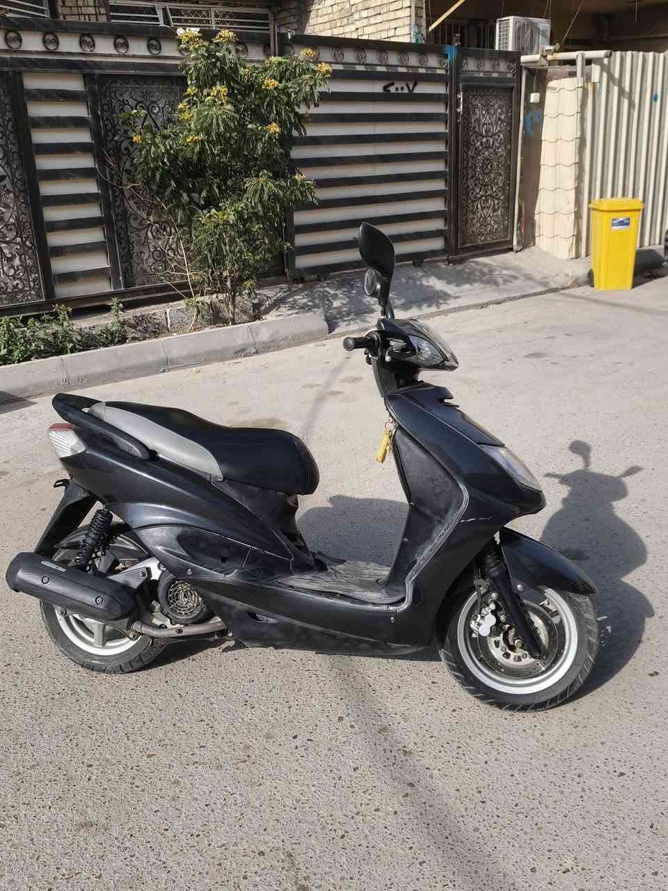 سلام عليكم دراجه سكنس نثيه كوري الدراجه خير من الله السعر 700 ألف المكان بغداد الزعفرانية أربع شوارع اتصال على هذا الرقم *********** موجود واتساب
