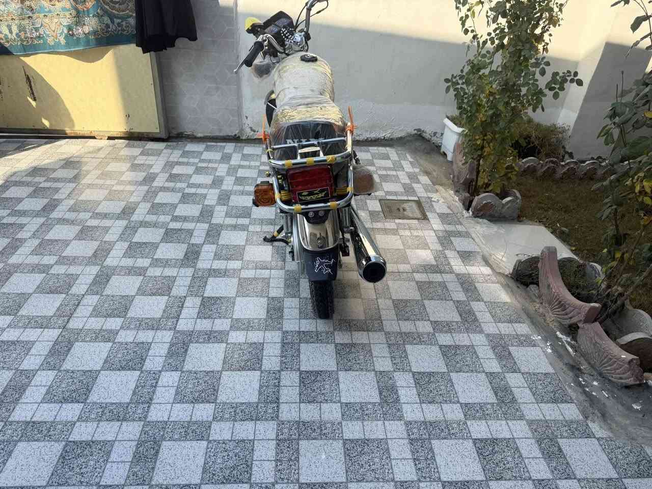 السلام عليكم سعر 950 فيها مجال
￼ ‏***********
￼
‏￼ ديالى بعقوبة حي العبور تقاطع سادة 
￼
