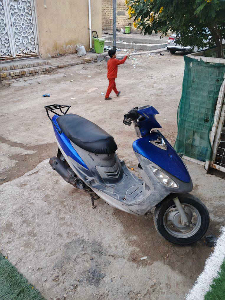 ماكس منغولي رمبه
لون ازرق مميز 🍒اصلي ختم واحد
ملاح مفول
كشن عالي
مكينه خرسه
دراجه مفتوحه مره وحده 
السعر خاص
***********
تواصل وتساب
