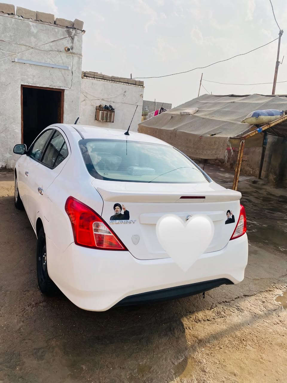 السلام عليكم سيارة نسيان صني هندي موديل 2022 اربيل بيها بارد بالمدكر الوره العبري  فول مواصفات تخم تاير جديد حداديه جديده ماشيه 100 الف كيلو متر  السعر 115 وبيها مجال حك الجيه 
الرقم👇
***********
