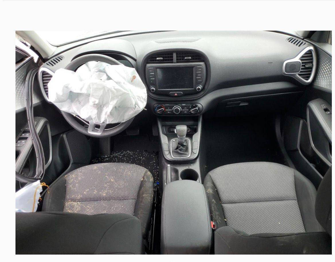 صول ٢٥ ماشيه ١٥ مايل بدون رقم السعر ١٢٥ قفل مصلحه كامل بيه تبديل ٣ قطع  بلادي بدون صبغ فقط 
شبر بالبنيد  واتساب ***********
