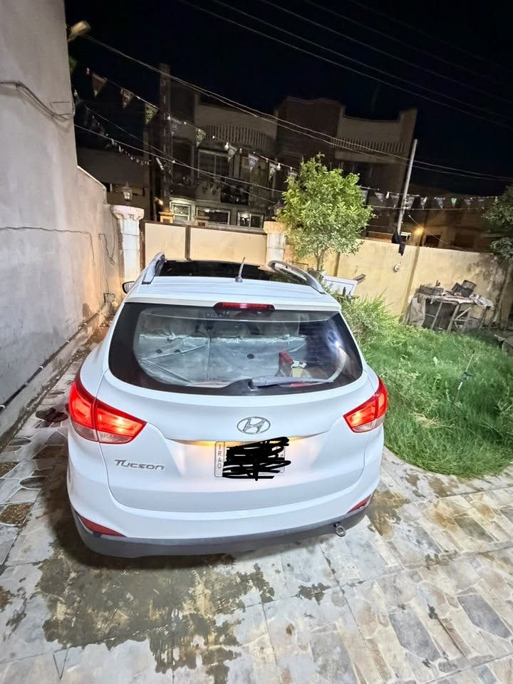السلام عليكم
📍توكسان مراوس ب 2020-2019 فول مواصفات فقط 

📍موديل 2015

📍بانوراما 

📍محرك 2000

📍خليجيه السياره 

📍أشاير بالمري 

📍قطعتين تبريد 

📍رقم بغداد 

السياره فول مواصفات و نبيع مراوس فقط 

📍للتصال و الاستفسار ***********
📍مكان السياره بابل
