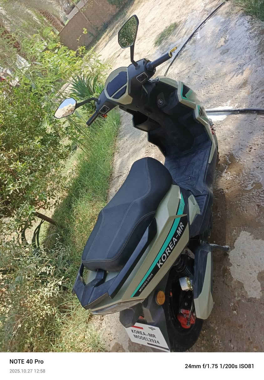 دراجه سكنس للبيع نضيفه بطارياته 6 نظام ار فقط بطارياته 2 ضعيفات لباقي شغال سعره ٤٥٠ رقمي ***********
