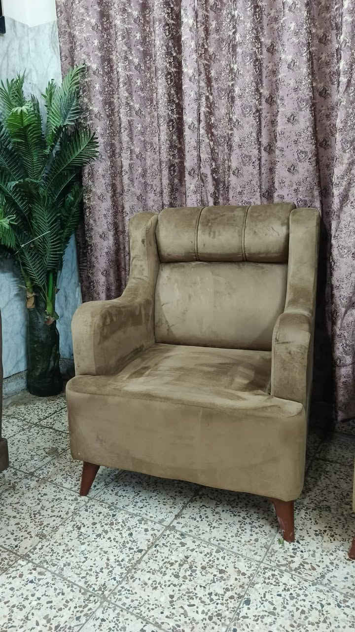 تخم ,,تركي,, 10 مقعد💺 جديد استعمال اقل شهر نضافه فوول اي ضرر مابي تجي تفحص وتاخذ تخم تكمه ثكيل كلش سعر ,,350,,بي مجال مكان لبياع *********** يوجد واتساب
