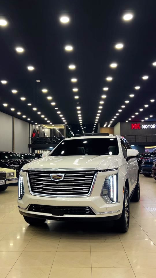 مرحبا بيكم -Welcome-بەخێربێن النوع / CADILLAC الموديل / ESCALADE 600 سنة الصنع /2025 المحرك /V8-6.2L-420hp  ناقل الحركة / أوتوماتيك   نوع الوقود / بنزين  عدد الاميال /6000mil  بۆزانیاری زیاتر پەیوەندیمان پێوە بکەن جێگای دل خۆشییە *********** *********** ناونیشان/ Erbil 100m Road opposite Cherry Com - MK motors ‎‏#kurd #kurdistan #cars #bmw #mercedesbenz                        
