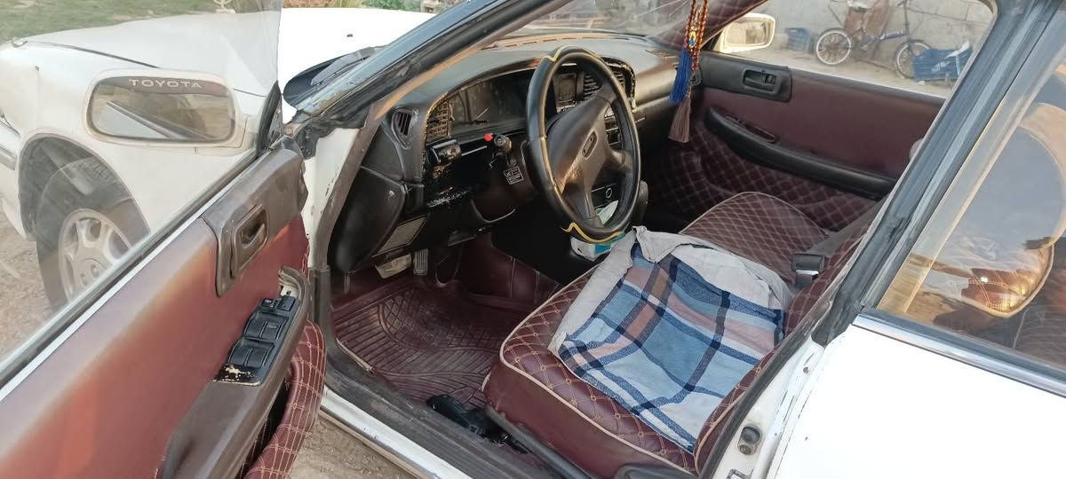 وينه اليدور نضيف 
سلام عليكم مارك كصيف للبيع موديل 92 رقم صلاح الدين الدولي مكينه وكير ونجي خير من الله تبريد ثلج تخم تاير لايت زنون عالي ناصي دوشمه جلد حتى الجنطه مدوشمه كهربيات كله شغال تمام سنويه 29مسجل شاشه سعر 42 وبيها مجال رقمي ***********
