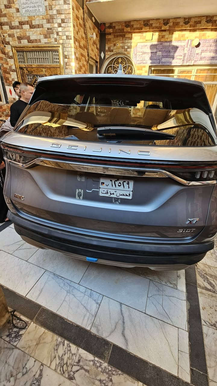 بايك X7 موديل 2025
استلام جديد  وما مرقمة 

#####الضمانات###### يوجد كارت ضمان للسيارة لتبديل الدهن والصيانة لاي خلل مصنعي لمدة ست سنوات يتحول للمشتري

((تبديل دهن مجاني)) كل 1000 كيلو متر على حساب الشركة

المواصفات $$$

أداء ياباني وألماني موثوق

ناقل حركة 7 سرعات من شركة AISIN اليابانية

نظام تعليق من شركة BOSCH الألمانية لثبات عالي

ضمان 6 سنوات على ناقل الحركة (القير)

🛡️ أمان ومتانة بتقنيات عالمية

هيكل صلب بنسبة فولاذ 70% بتقنيات Mercedes-Benz

رادار تفاعلي ومثبت سرعة ذكي

تحديد مسار وتحذير نقاط عمياء

كاميرات 360° مع داش كام تسجيل رحلات مثبت مسبقاً

تحذير التصادم ومانع الانزلاق

👑 رفاهية الدرجة الأولى

داخلية جلد فاخرة

مقاعد تبريد وتدفئة وتدفئة للمقود

كرسي سائق كهربائي مع ذاكرة لوضعيات القيادة

إضاءة محيطية Ambient Light وإضاءات ترحيبية

صندوق خلفي كهربائي

سايد بريك كهربائي مع Auto Hold

سيارة تجمع بين الفخامة والأمان والتقنيات الحديثة والثبات العالي

للاستفسار على هذا رقم اوالمراسله على الخاص 
 ***********
