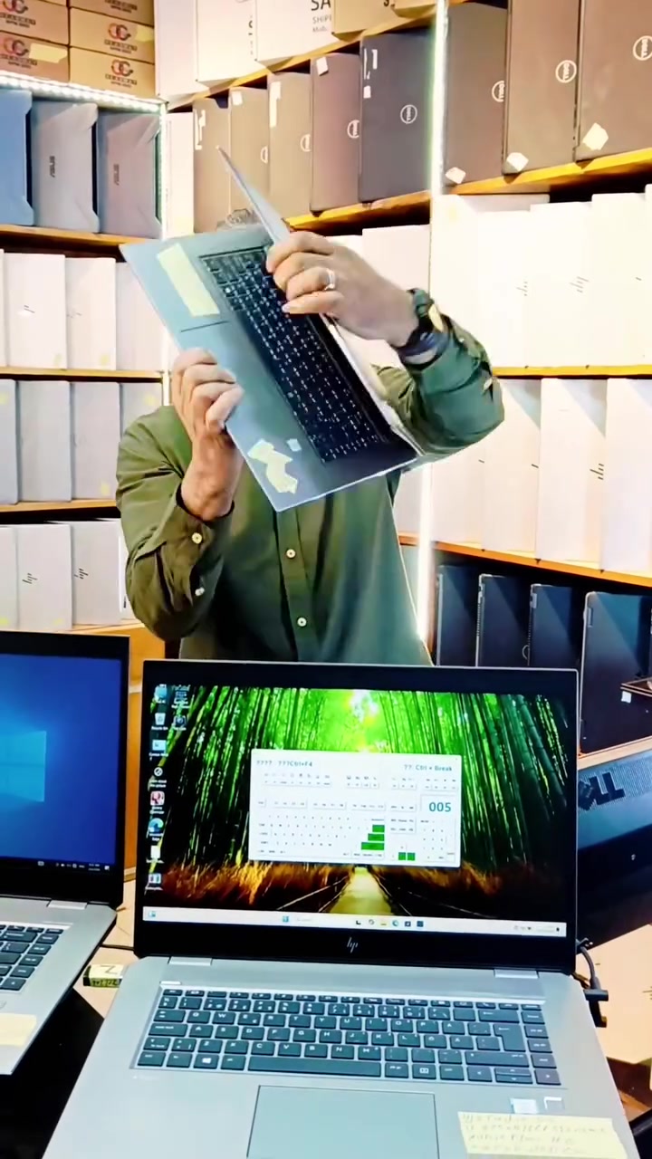 #لابتوب #لابتوبات #laptop #zbook @أبرز المعجبين


**إذا كنت صاحب هذا الإعلان وتريد حذفه لأي سبب، رجاءا أرسل رسالة إلى الدعم الفني**