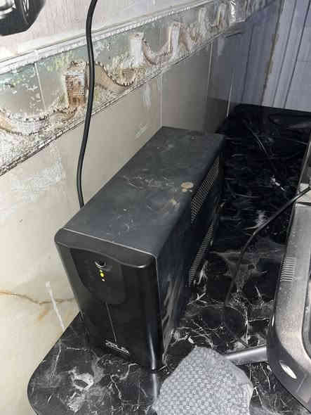 سلام عليكم بلي فور للبيع ال بلي سلم يعني فول ممفتوح ولا مبدل بي شي الجهاز قطعه نادره يجيك ويا قرصين قرص شاحنات و قرص فيفا و يجيك ويا يوبي إس حجم كبير مو صغير كبير الجهاز يخبل و اي خلل مابي و يجيك ويا ٣يدات أصليات شرط مكاني كربلاء الحر شارع الرشديه رقم الموبايل *********** السعر ٢٦٠
