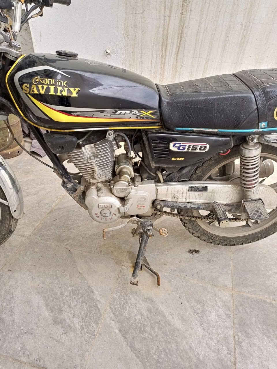 سلام عليكم
شباب دراجة للبيع 5 كير
شرط مكينة مامفتوحة بيها شوية دخان
ابيعها عل حالتها
بيها كسر بلاياتات شكم قطعة
كهربائيات شغالة
سعر خاص
او ***********
 واتس
