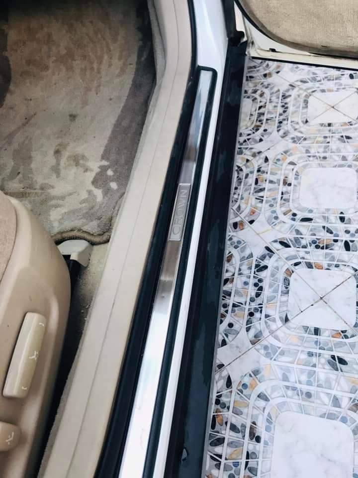 من رخصه الادمن وين ليدور جديد ملكه2002كص قماره مواصفات دكمتين D4الكبير داخل عسلي تخم تاير تحوير نجف فوك وجوه مري شفط سياره جديده بمعنه الكلمه صدر جديد العنوان بغداد ***********✈️✈️✈️
