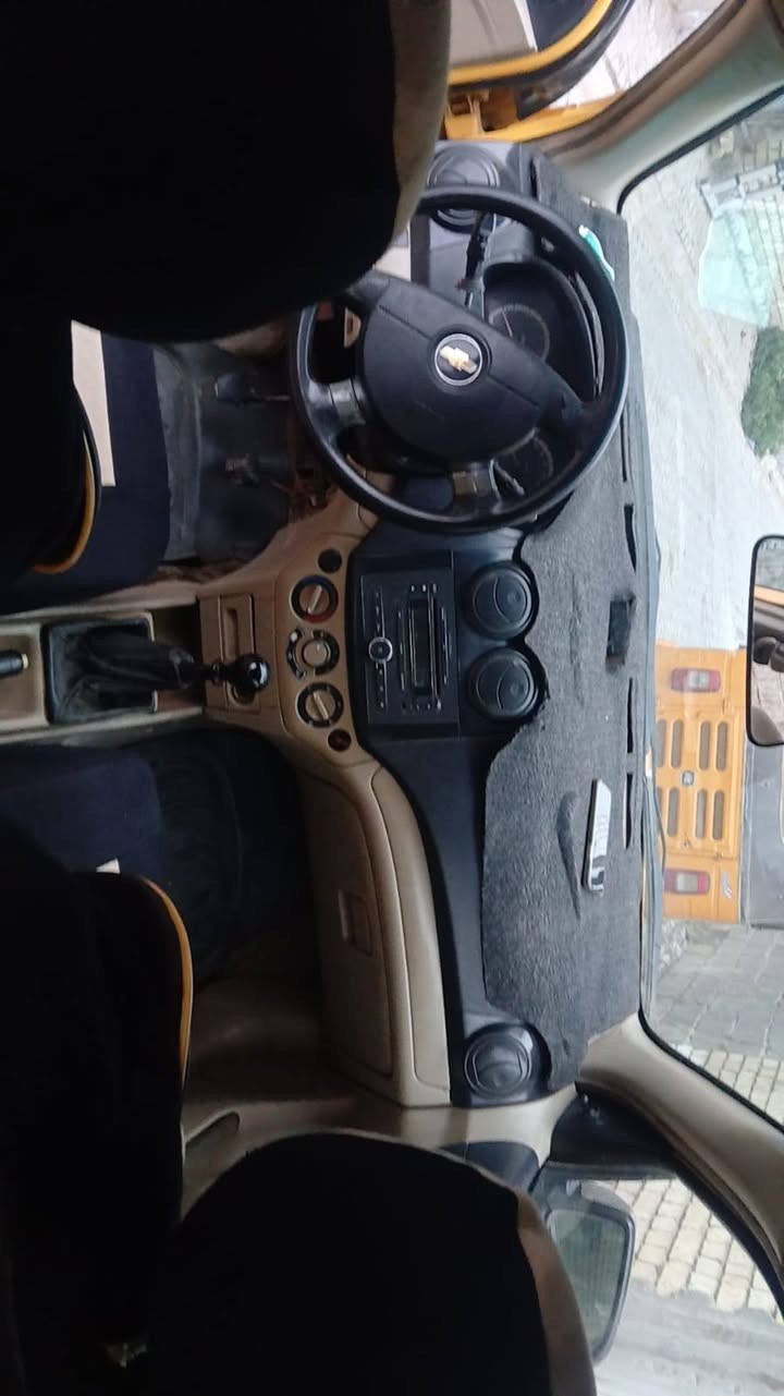 افيو موديل 2011
مكينه لا تنقيص ولا تبخير 
بيه بس جاملغات الاماميه تعبانات 
صدر امامي خلفي جديد صار شهرين من بدلتهن 
سياره جاهزه ومصفره 
بسمي السياره تحويل ثاني يوم 
رقم بغداد انكليزي 
السعر 55
‏‪***********‬‏
