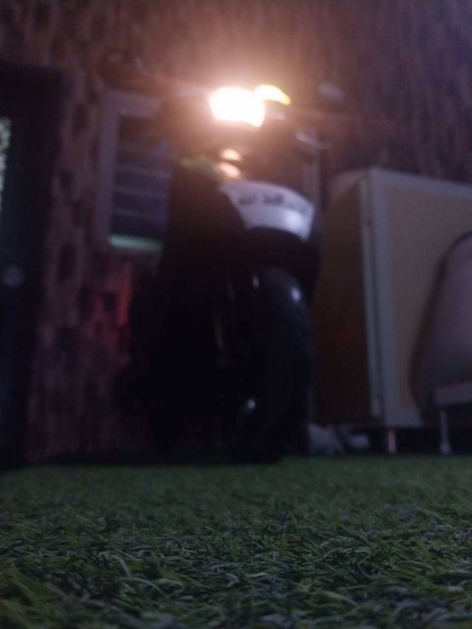 السلام عليكم دراجه للبيع ساسوكي رمبه جديده محرك ممفتوح دراجه نكره سلف دراجه ربع متصرف عليها مكانه تكريت القادسيه السعر خاص دك عله هاذ رقم ودلل***********
