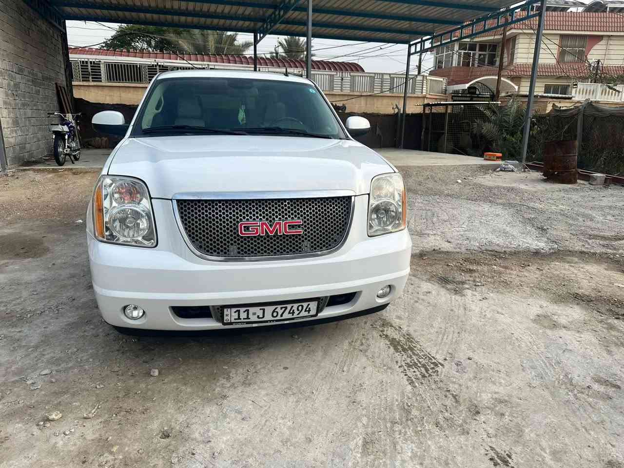 يوكن GMC بتره 
وارد أمريكي 2011 
رقم بغداد 
السعر 230 ورقه بيهه مجال بسيط

كلين تايتل بدون ضربة فقط الدعاميات مصبوغة للجمالية وبيها تكحيل بسيط بطرف الجاملغ الامامي
مكانهه ديوانيه // بيع فقط 
***********
