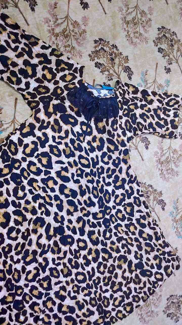 بنات خياط وقماش ب 15 وذا تحجزين قطعتين ب 25 شرط ضمان القماش والفحص امام المندوب  واوفر كامل   اضافه الى كلوشه دبل  كميات قليله الي تحب تحجز تراسلني خاص


**إذا كنت صاحب هذا الإعلان وتريد حذفه لأي سبب، رجاءا أرسل رسالة إلى الدعم الفني**