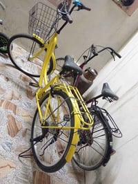 بايسكلات للبيع أحمر حجم ٢٤ سعره ٨٠  أصفر حجم ٢٧ سعره ١٣٠ للاتصال 07711...