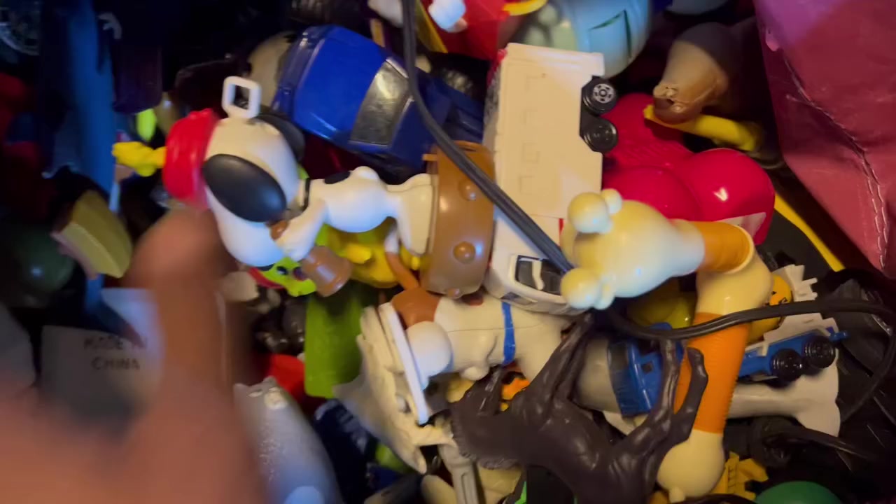 سلام عليكم
 عندي هاي الجنطه متروسه العاب لتخدمه يراسلني ويدلل ابيعهن شلع ومناسبات العله باب الله يخدمنه


**إذا كنت صاحب هذا الإعلان وتريد حذفه لأي سبب، رجاءا أرسل رسالة إلى الدعم الفني**