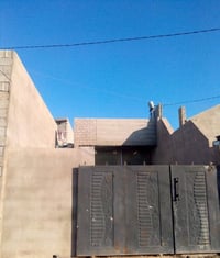 بيت للبيع • ١٠٠م • ١٦اب