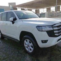 قسم المزاد الخليجي – شركة القمر للمزادات  يسرّ شركة القمر للمزادات الإ...