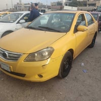 مكينة كورولا 1800 • ٢٠١١ • رقم بغداد