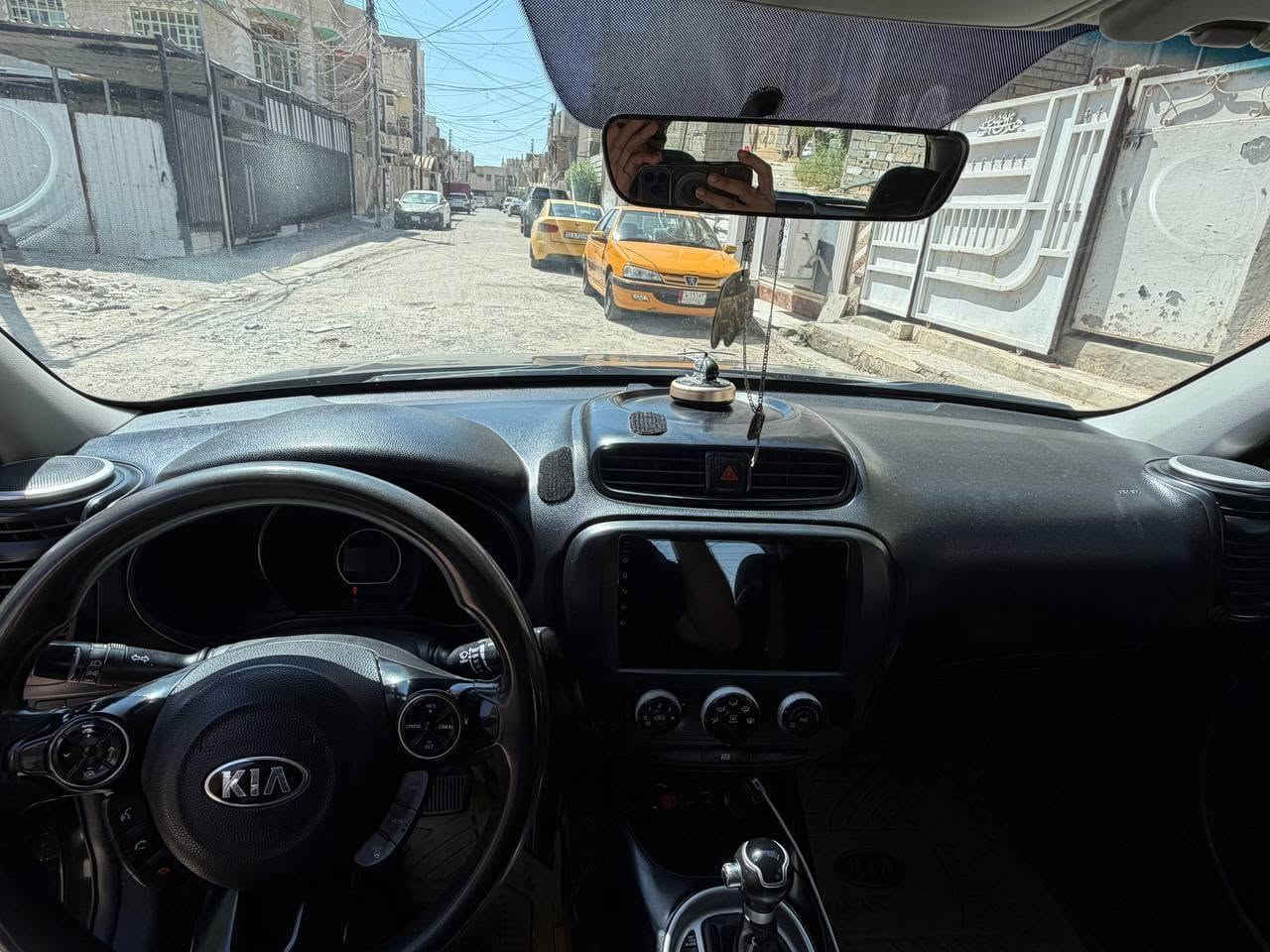 بيع كيا صول 2016 وارد امريكي كلين بيه بوارد فقط محرك 1600 رقم بغداد دولي تبريد جديد صدر جديد سياره جاهزه رقم *********** عنوان بغاد سيديه طقاطع درويش
