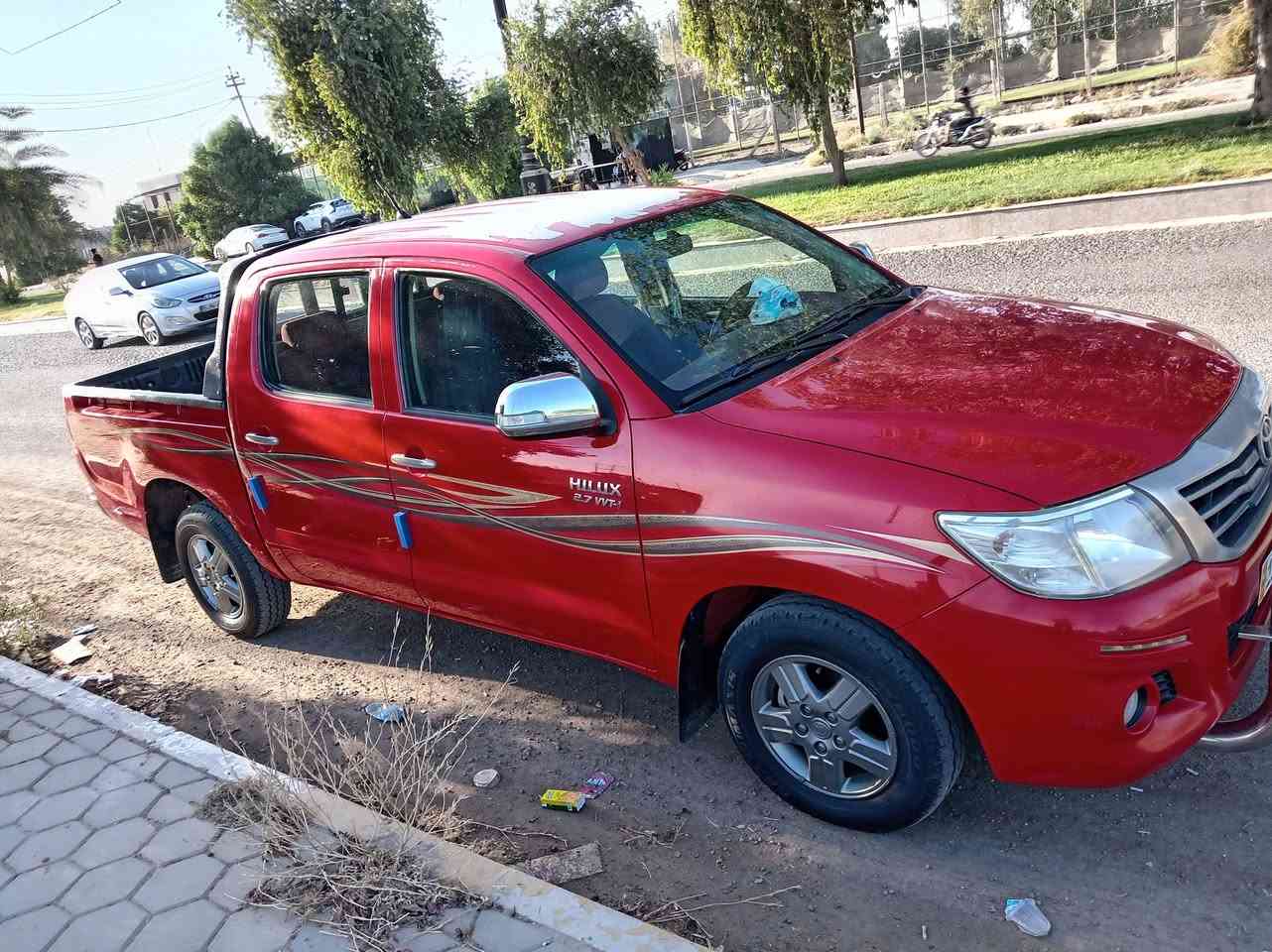 علئ بركت الله
بيكب تيوتا. كويتي
مديل 2015
رقم بغداد. انكليزي
تحويل مباشر نفس اليوم
محرك كير كفاله
تبريد ويه السويج
صدر امامي خلفي
تخم تاير جديد 
السياره مكفوله عده شبر يم بك لايت
ماشيه ٢٧٠ الف
داخل جديد.
تراي زيروو
السعر ٢٢٥ وبيه مجال
مكان سياره  صلاح الدين بلد
اتصال ***********
وبي واتساب
