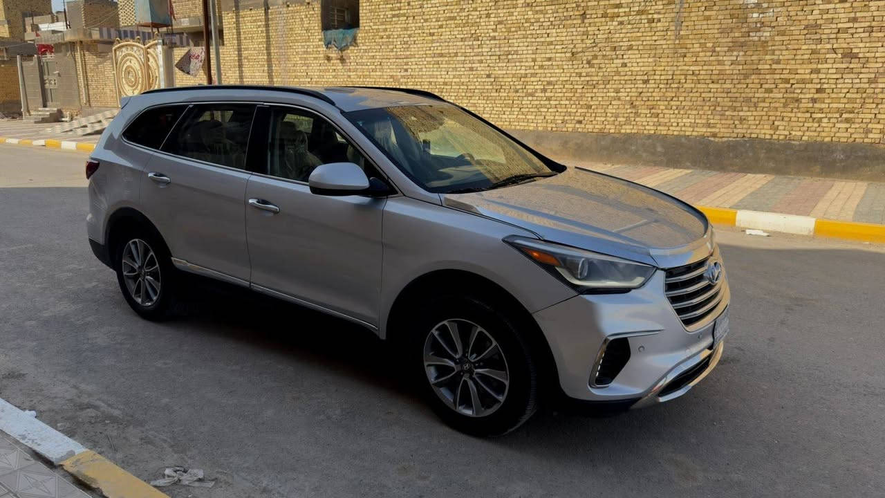 سنتافيا كراند رقم ذي قار بسمي موديل 2017 امريكي ليبل واحد حادثهه بس الدعاميه بدون تبيل بدون صبغ محرك 6سلندر 7راكب تحكمات ستيرن كشن كهربائي حساسات مامي وخلفي سويج عدد 2 لايت حاجب لد تبريد 3قطع شاشه كامره بلاديه  ارباكات سليمه ماشيه 155 سياره جاهزه مكاني ذي قار قضاء النصر *********** الشطره, ذي قار
