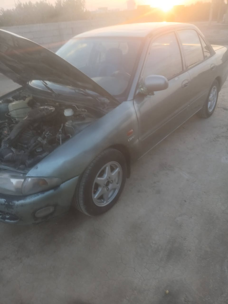 السلام عليكم بروتون موديل 2005 باسمي رقم بغداد دولي سياره جاهزه بلاديهً   السعر 48وبيه مجال مكاني الصويره  الاتصال ***********
— في ‏الصويرة‏.
