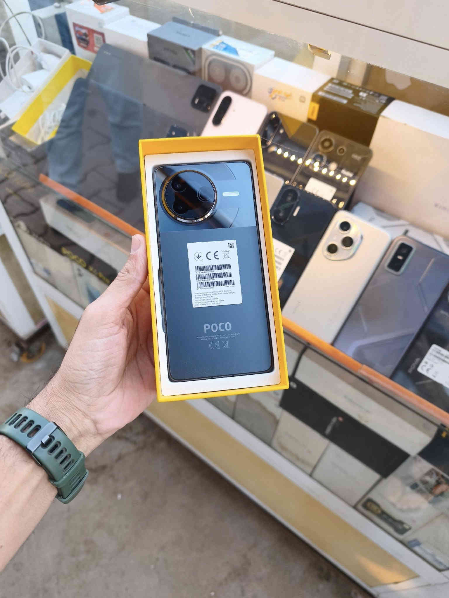 السلام عليكم 
اجهزه للبيع

1.شاومي 15تي برو ذاكره 512 السعر 700
2.شاومي باد 7 ذاكره 256 السعر 400 
3.شاومي باد 6 ذاكره 128 السعر 275
4.سامسونك اي 36 ذاكره 256 السعر 300
5.سامسونك اي 56 ذاكره 256 السعر 400
6.بوكو اف 7 برو ذاكره 512 السعر 550
7.بوكو اف 7 الذاكره 512 السعر 450
8.تكنو بوفا 7 الترا ذاكره 256 السعر 300
9.انفنكس جيتي 30 برو ذاكره 256 السعر 300
10.انفنكس نوت 50 برو ذاكره 256 السعر 250
11.هونر 400 برو ذاكره 512 السعر 675
عنوان بغداد الحسينيه رقم ***********
