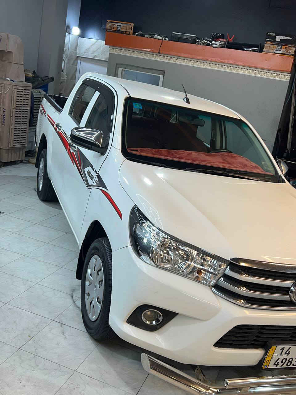 بيكم هايلوكس موديل 18عادي سياره مو فول 
مكينه كاز ما مفتوح بيه برغي 
رقمه بصره دولي سنويه جديده
سياره نضيفه تخم تاير حداده تبريد بيه طخه رصيف بس وسياره مكفوله من ضربه ومعجون وصبغ ارباك طاك واحد فقط دشبول
مكان السياره كربلاء المقدس 
*********** 
‏‪‏‪0 771 191 5137‬‏
السعر 190$ بيه مجال
