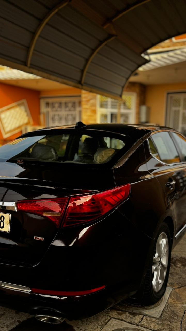 اوبتيما ٢٠١٣ لون كرزي Vip فول الفول مواصفات محرك ٢٤٠٠ جي دي اي رقم بغداد انكليزي بأسمي ثاني يوم تحويل سنوية وهزة لل ٢٠٣١ مكاني بغداد
المواصفات 
بنوراما سقف فتحتين 
شاشة وكاميرا خلفية وامامية 
تحكم الكشانة كهربائي 
الأبواب بصمة 
نظام المركبة ذكي الإطفاء عن بعد 
نظام ترحيب 
مخرج يو اس بي  ٢ 
الكشن ميموري خزن ٣ وضعيات 
الكشانة الأربعة تدفئة تبريد 
الستيرن تدفئة تبريد 
نظام اي بي سي 
لوحة تحكم بالمقود 
تحكم بالانارة الداخلية ناصي عالي
نظام ايكو 
المرايات الاجانبية تحكم وشفط
تدفئة والتبريد قطعتين 
منظومة غاز ٦٠ لتر زافولي الأصلي 
وبيها بعد مواصفات هواي ما اعرفها 
السعر خاص والسونار مرفوق بالمنشور 
رقم الهاتف *********** واتساب
