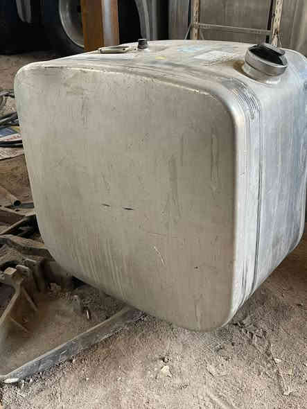 السلام عليكم تانكي سكانيه للبيع 200 لتر للاستفسار *********** مكان بصره اني مكلف بل نشر
