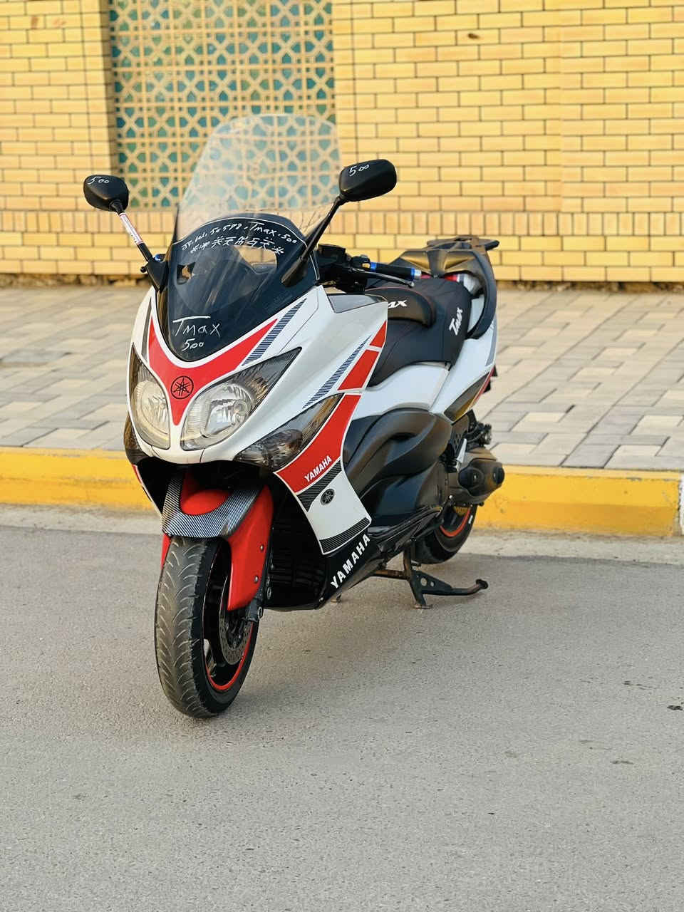 سلام عليكم تي ماكس 2011الدراجه خمسينيه وماشيه 50الف كفاله عامه من كلشي وسعر الدراجه 40وبيه مجال قليل الاستفسار ***********ومكان الدراجه الكوت وشراي يتصل وبي خير ويدلل
