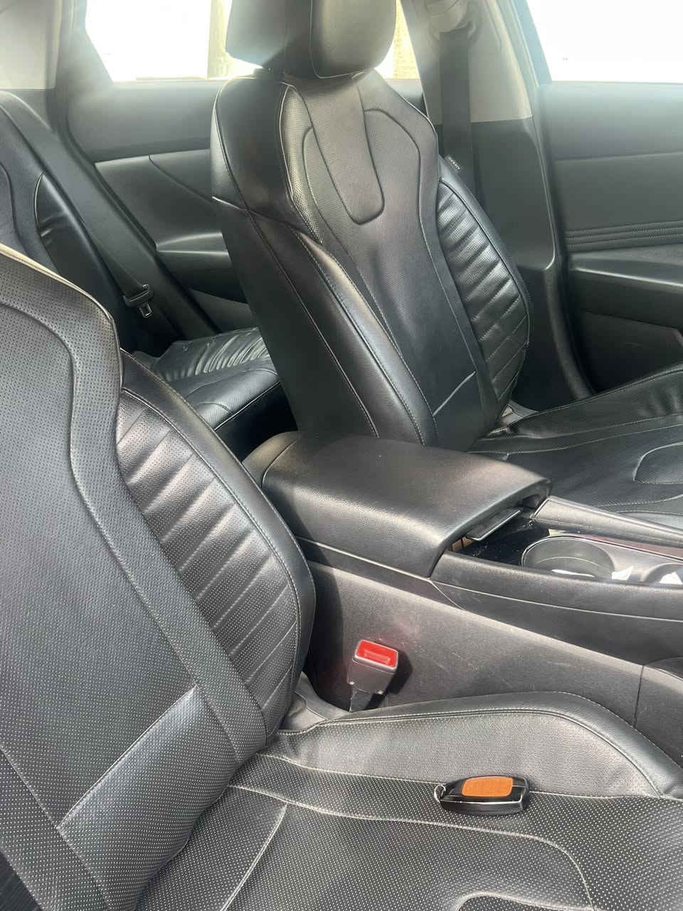 النترا ٢٠٢٣ هايبرد ماشيه ٤٣الف ميل حادث خلفي كما موضح في الصور فول مواصفات كراسي جلد تدفئه تبريد خزن ميموري فتحة سقف تحكمات ستيرن  شاشه متصله السعر ١٦٠ ورقه للاتصال ***********
