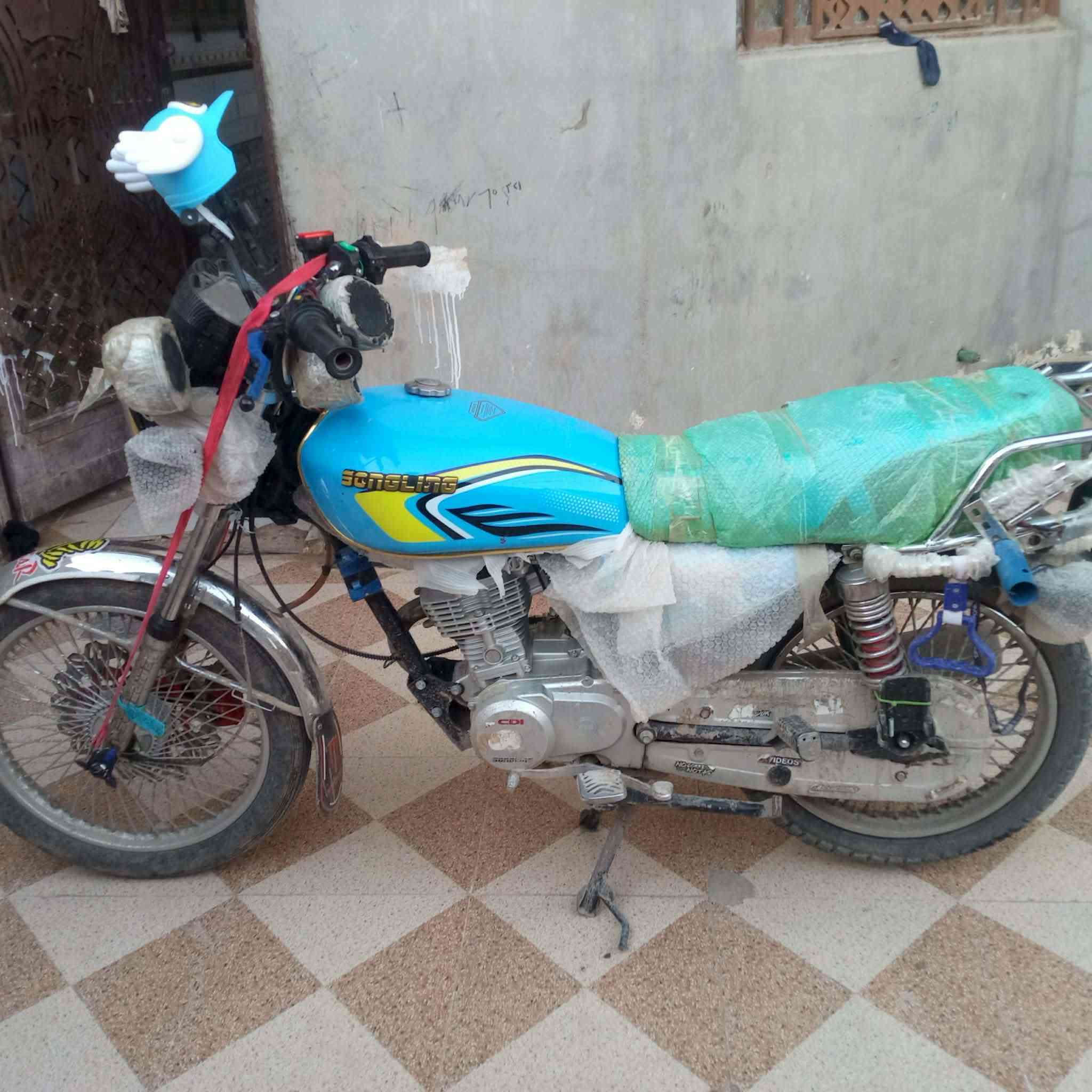 سلام عليكم تايكر موديل 2025 مكفول اخر حبايه سعرهه 650 غفل بدون عمل مكاني بعقوبه


**إذا كنت صاحب هذا الإعلان وتريد حذفه لأي سبب، رجاءا أرسل رسالة إلى الدعم الفني**