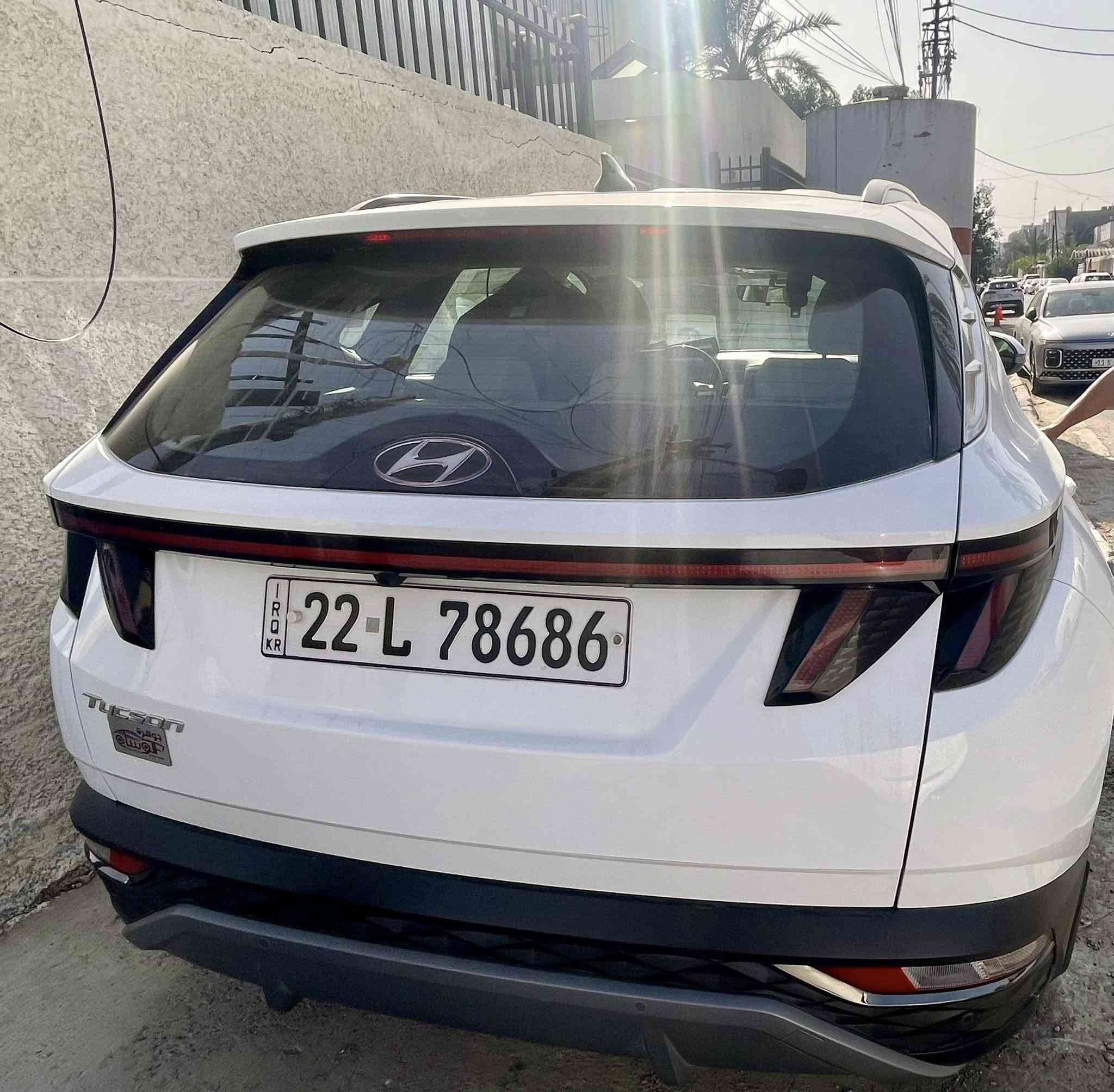 توسان 2023 خليجي كفالة عامة السيارة جديدة مواصفات معروفه كشن مخمل بصمة تشغيل وتشغيل عن بعد ومري شفط رقم اربيل ماشيه 64 الف كيلو
مابيه اي نقص 
مكان السيارة بغداد العرصات 
***********

سعر السيارة ٢١٨ ورقة
سعر رخيص ومناسب بدون عملة رجائاً
