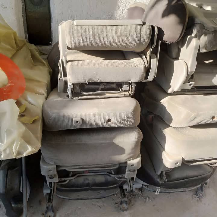 كراسي تراجيت سياره ٧راكب كامله مع التجوه بدلت سياحي وهاي مال سيارتي نضيفات نهايتهم ١٠٠الف الاتصال ***********
