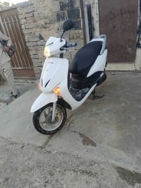 للبيع لاستفسار عل هاذ ارقم 07719302459