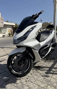 PCX جيل رابع دراجة مال جناي مكفوله كفالة عامة السعر 16ورقة وبيها مجال ...