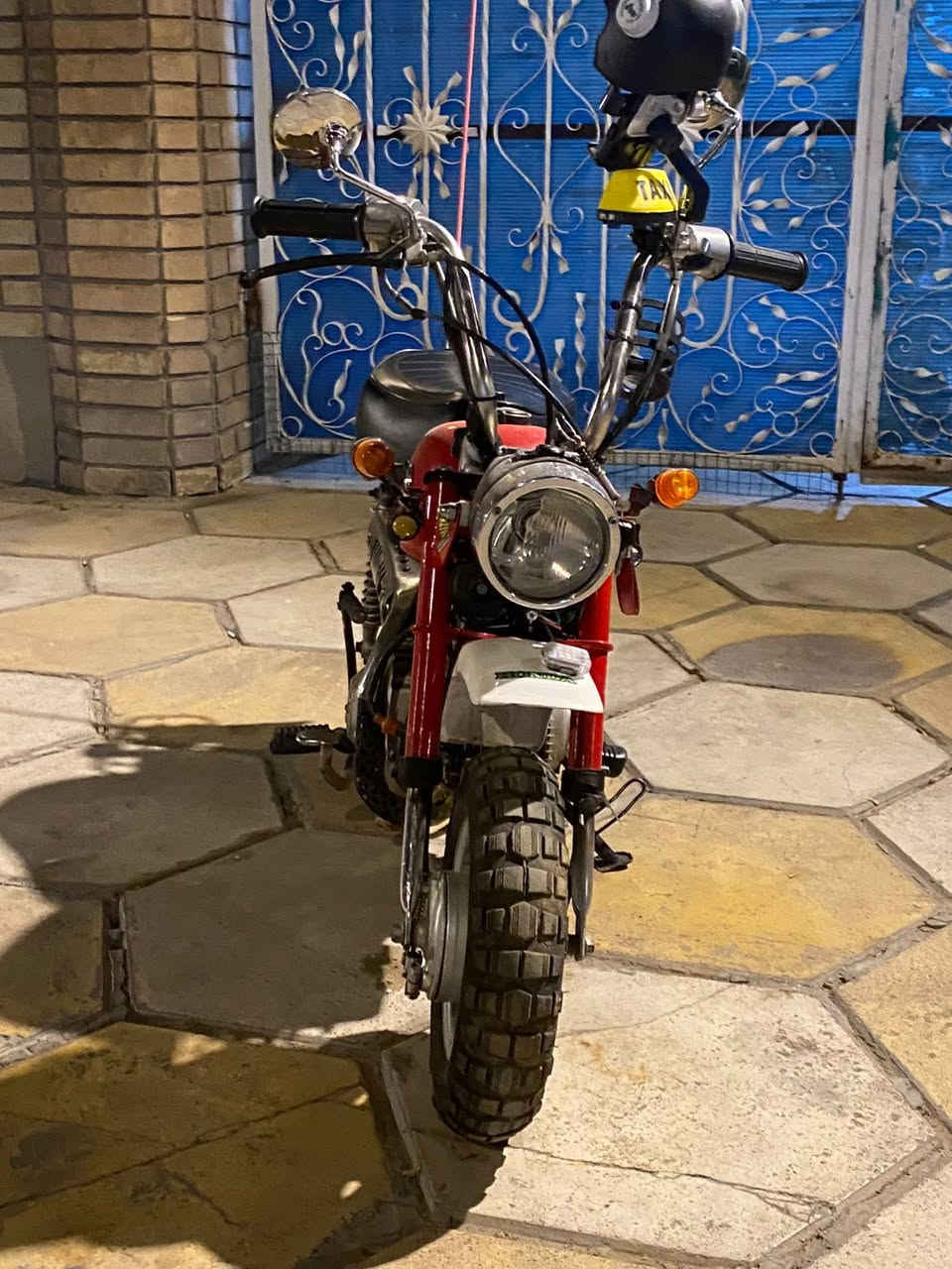 هوندا مونكي للبيع
Z50
نظيف شغال
تبريد 
سلايد 
بصمه
كشنات جلد
2ويل
دفع خلفي
السعر مليون
المكان بغداد


**إذا كنت صاحب هذا الإعلان وتريد حذفه لأي سبب، رجاءا أرسل رسالة إلى الدعم الفني**
