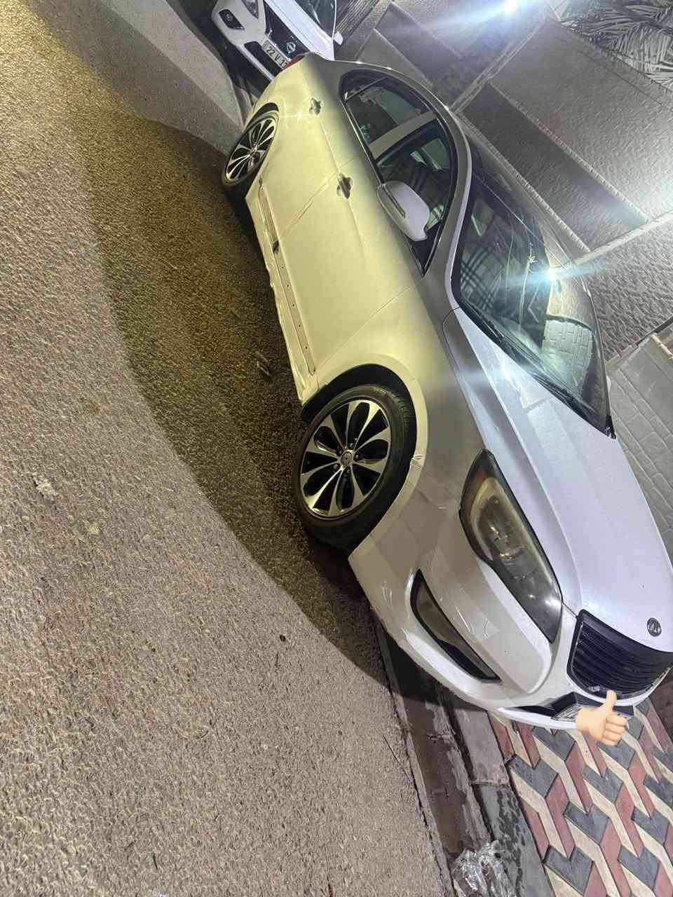 للبيع او لمراوس بأحدث فقط
كادينزا 2011 خليجي رقم اربيل الجديد
فول  1/1 vip محرك 6 سلندر 
بيهه مكانات بارد فقط بدون صبغ بدون ضربه قويه
مكينه كير حداديه كله مكفول
من كلشي ماعايزه  
ب107 وبيهه مجال بسيط جدا 
مكاني بالنجف 
*********** النجف, العراق
