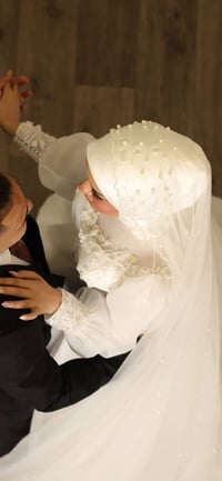 بدله عرس • جديده • مقاس ٣٨-٤٦