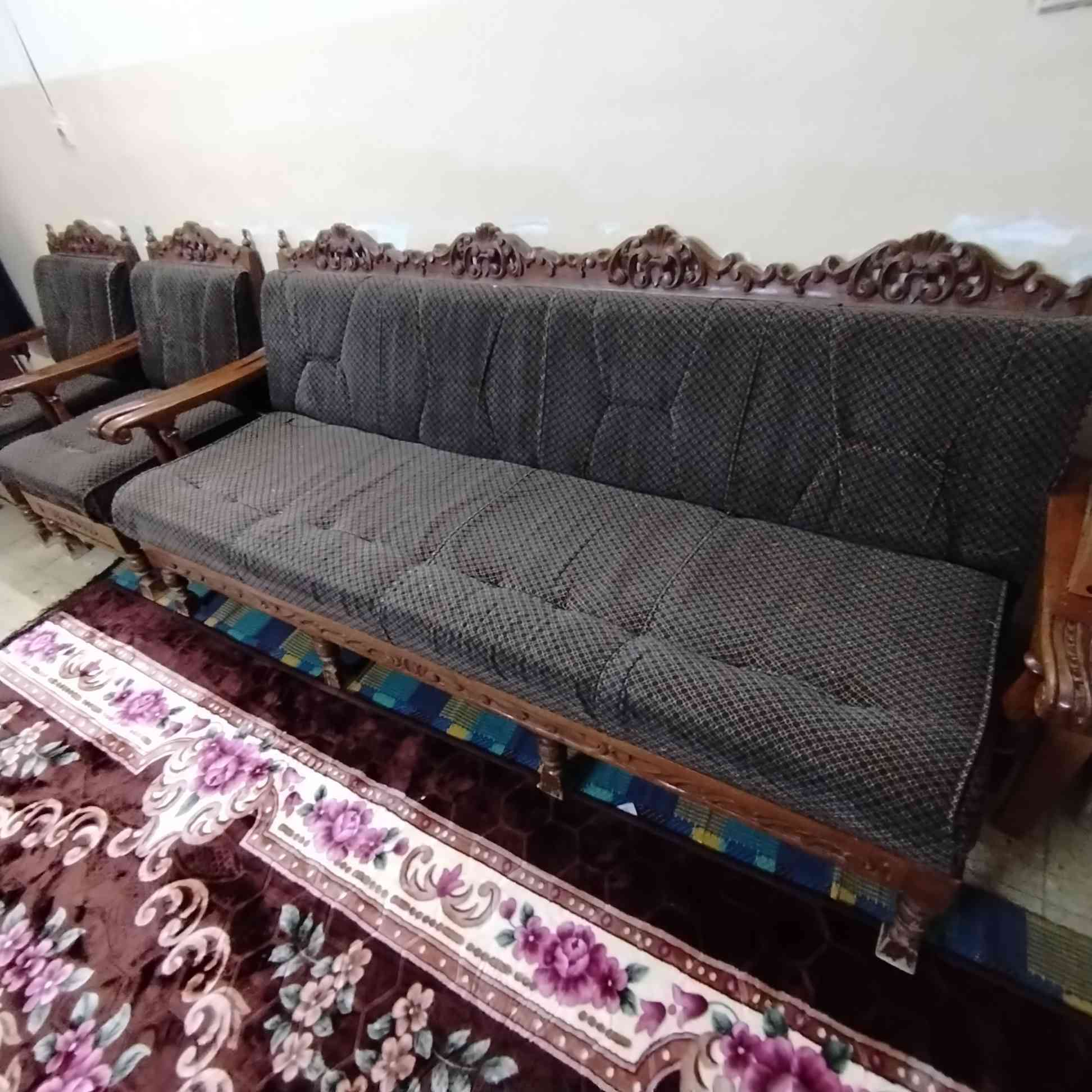 ديوان للبيع
السعر250 وبي مجال
التفاصيل بلخاص
الرقم والاستفسار
***********4
