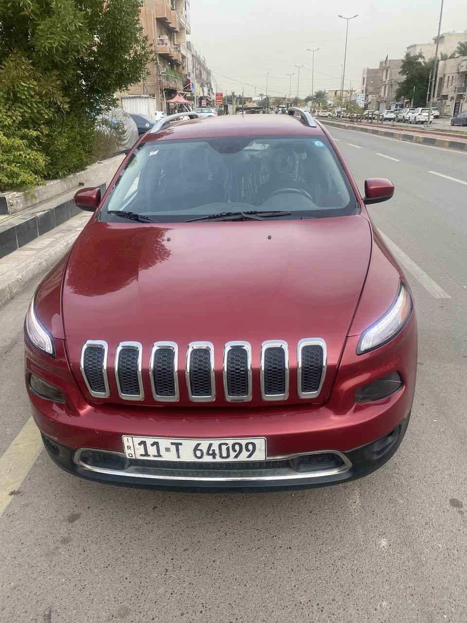 سلام عليك البيع او مروس جيب بزون ٢٠١٧ ضربته جاملغ وبنيد.  ٦ سلندر رقم بغداد دولي بسمي كير محرك تبريد صدر مكفول مروس عادي يرسلني وتساب ويدلل ***********
