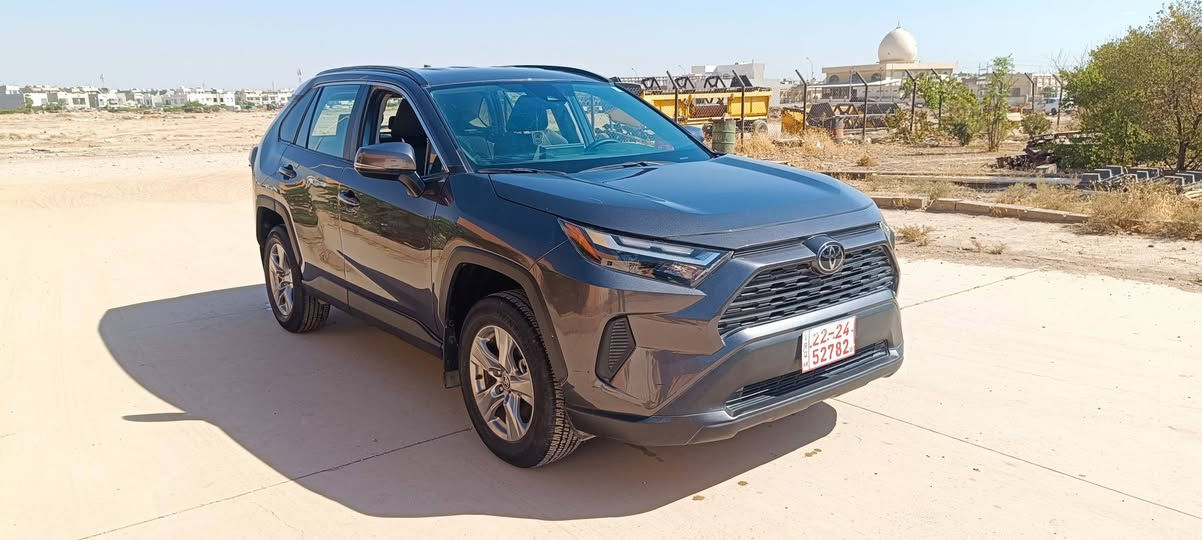 تویوتا راف فۆر مۆدێل 2023 مواسەفات XLE AWD سێ پارچە پشتی بۆیاغە شاسی پشتی  لای سایەق  لەحیمە پێشی کەپسە دەعمی نییە ئێرباک نەتەقیە رەفزی مرورە جارێ ڕەقەم ناکرێ سعری سەدوو شەست و هەشت وەرەقە کەمێ مجال ***********/*********** 168وەرەقە
