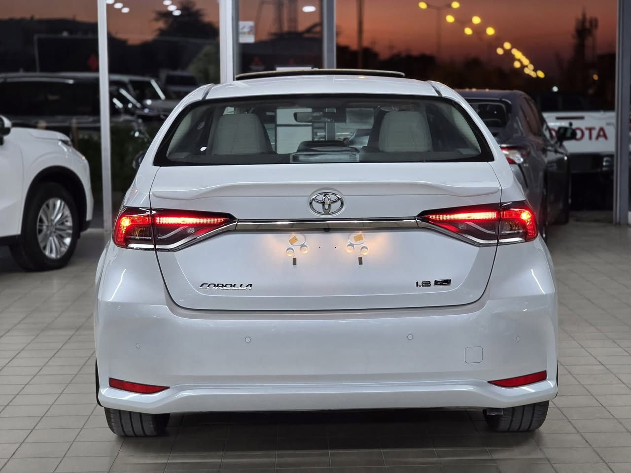 تويوتا كورلا 2025 زيرو رقم  سليمانيه ضمان ساز
فول مواصفات فتحة سقف
حجم المكينة : 1800 
بصمة تشغيل 
دخول ذكي 
تبريد قطعتين 
شاحن لاسلكي وايرلس 
تحكم ستيرن 
مثبت سرعة 
شاشة 
كاميرا خلفي
جنح خلفي بلادي 
حساس امامي خلفي 
ويلكب كروم 
مري شفط 
مري كروم اسود 
اشارة بالمري 
لايت لد 

صيانة مجانية 40 الف او سنتين 
السعر اتصال فقط ***********
